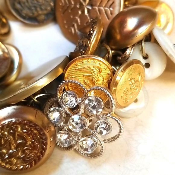 Vintage Rhinestone Pearl Button Charm Bracelet - Picture 4 of 12